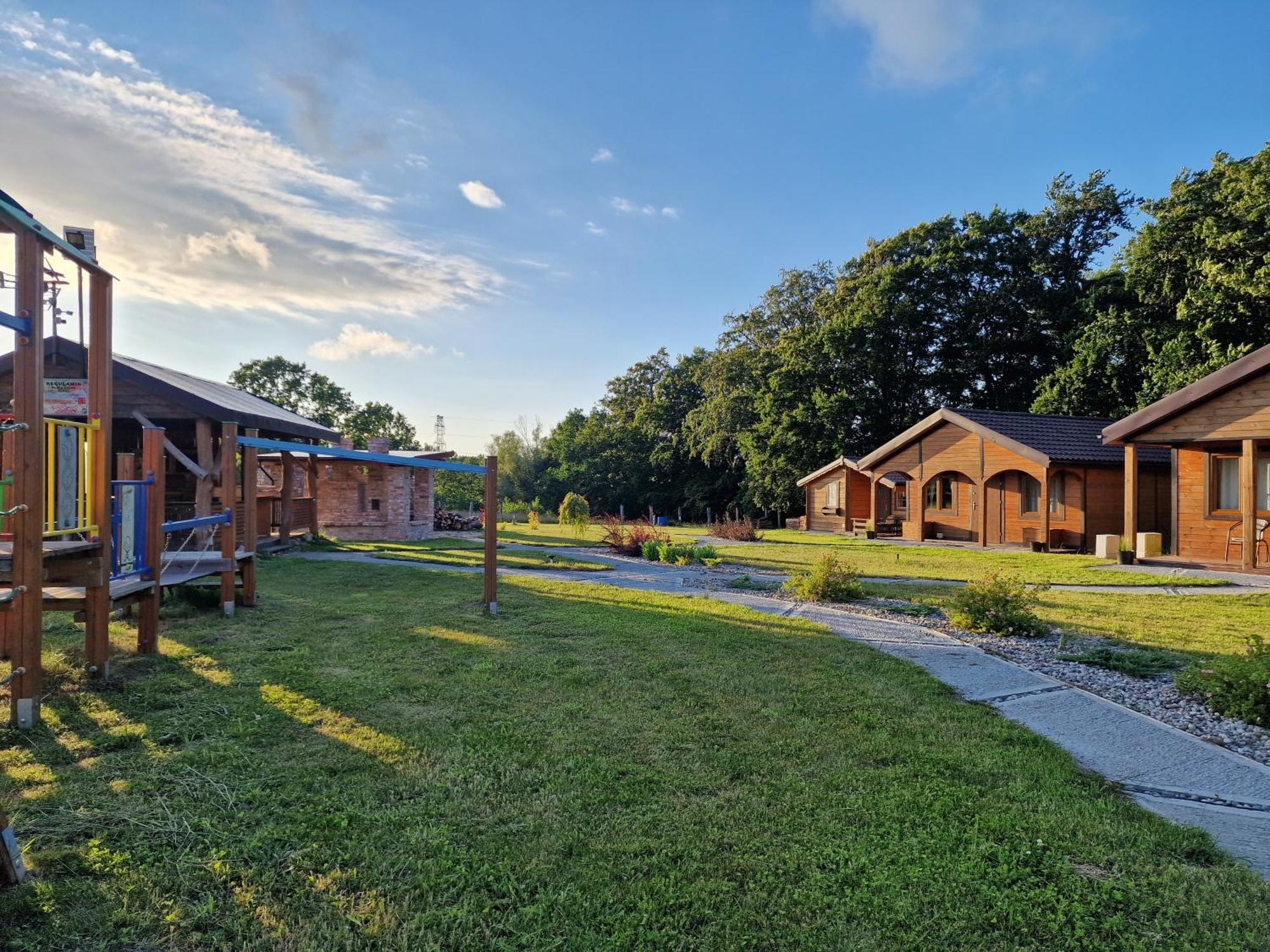 Ranczo Wodnica - Letniskowe, Na Wylacznosc Holiday home *